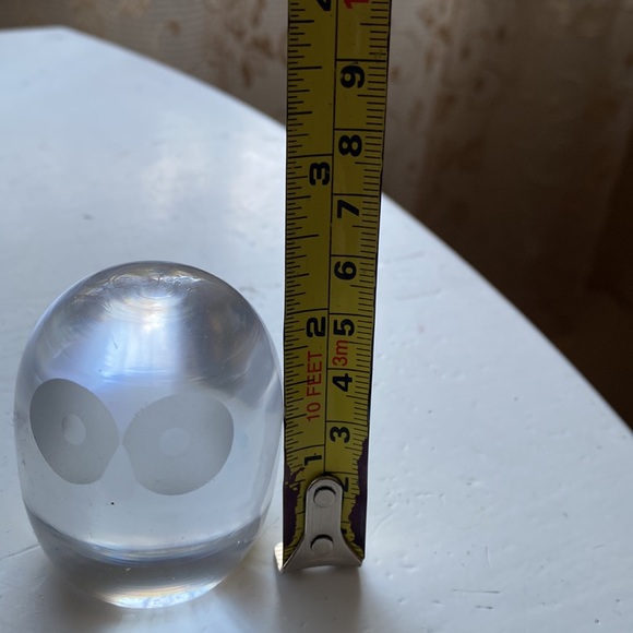 Vintage decorative etched glass owl figurine or paperweight - Picture 10 of 11